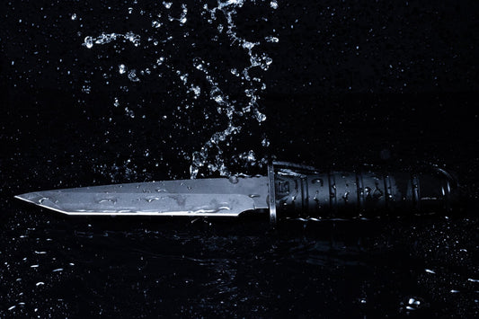 ¿Cómo puede dañar el agua un cuchillo?