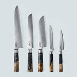 Cuchillo Aiko de acero damasco negro con mango de resina de color negro