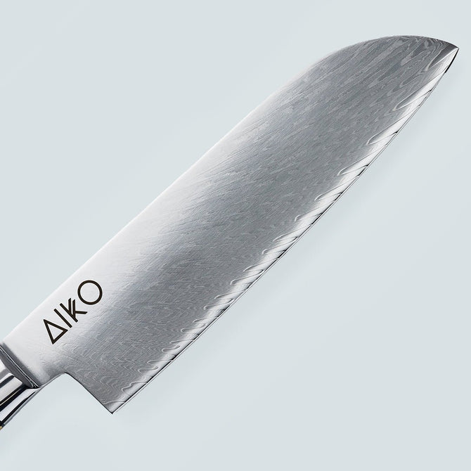 Cuchillo Aiko de acero damasco negro con mango de resina de color negro